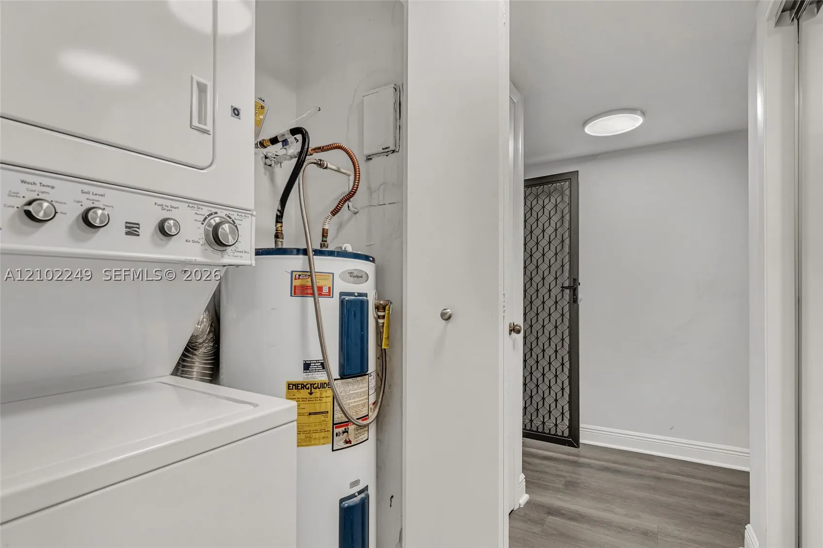 1769 NE 40th Pl #505