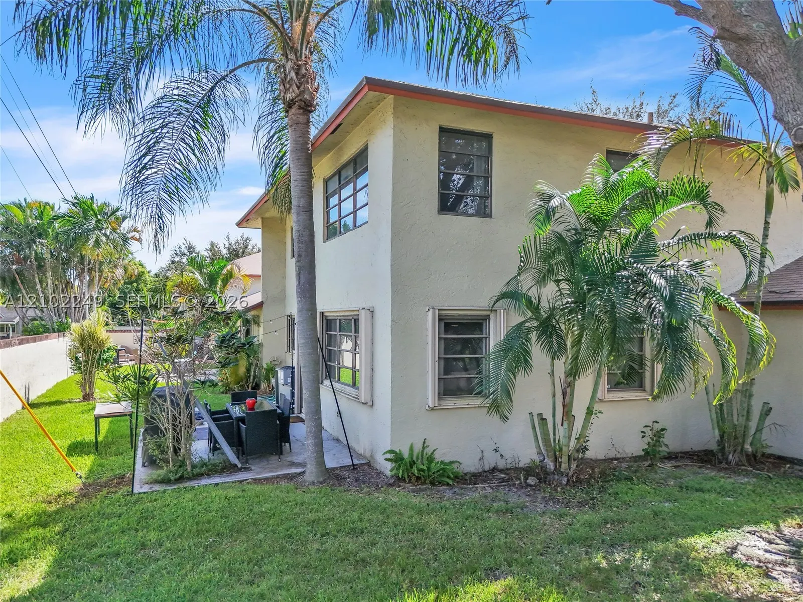 1769 NE 40th Pl #505