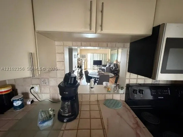 2500 Diana Dr #308