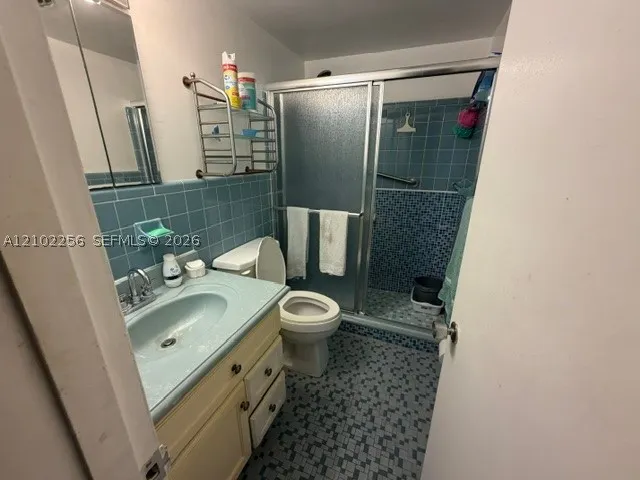 2500 Diana Dr #308