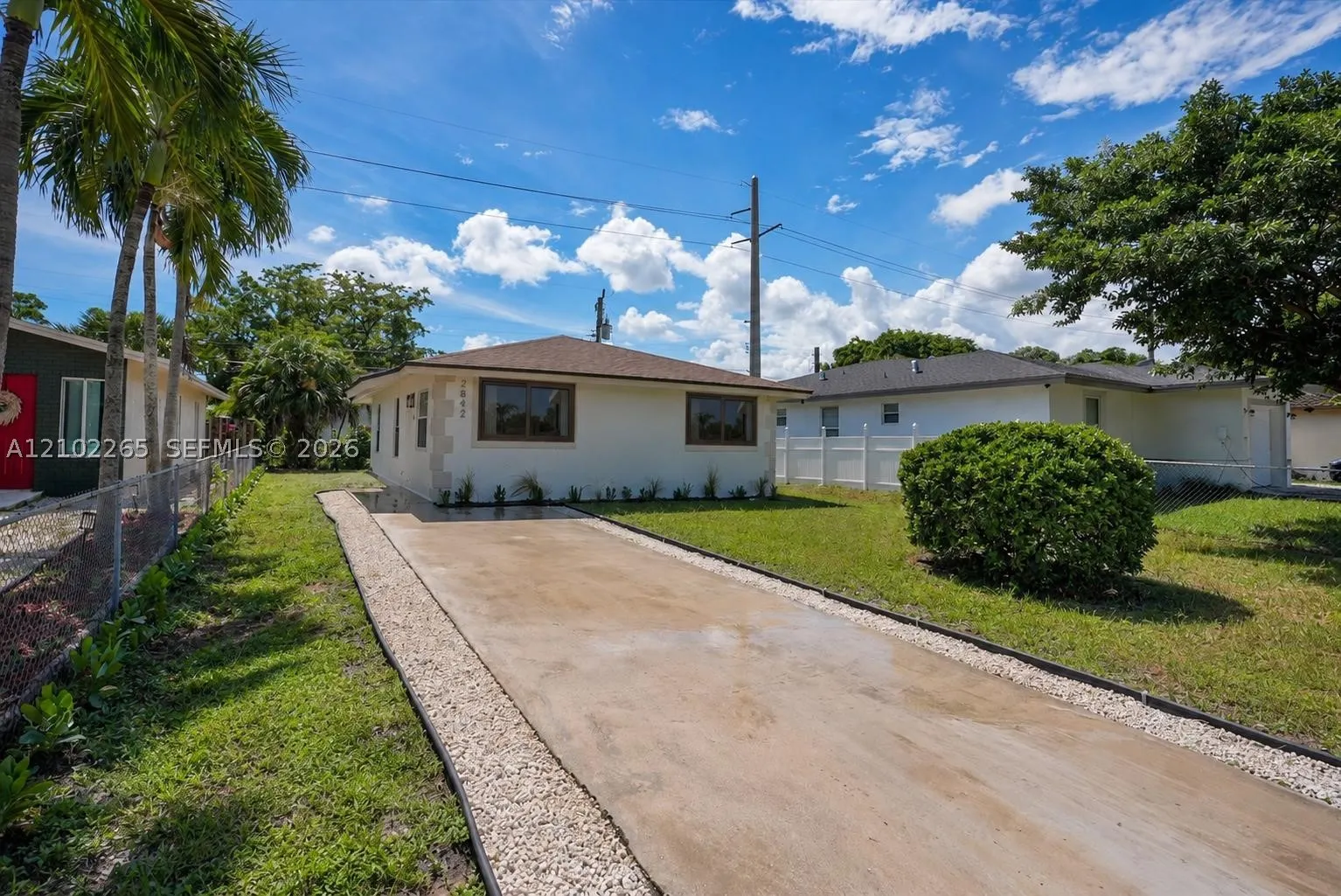 2842 NW 9th Pl