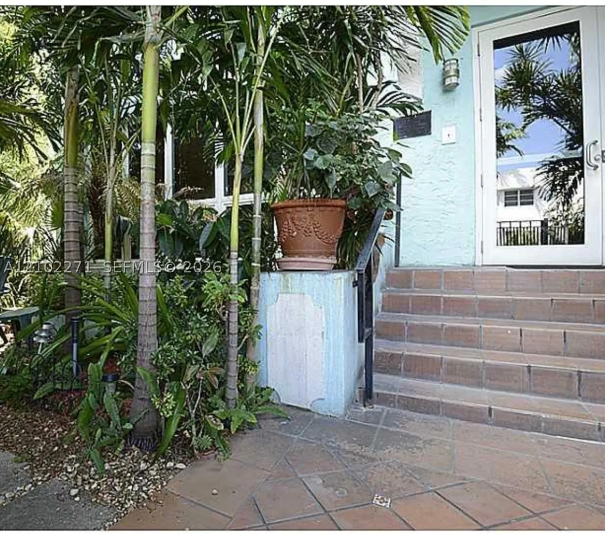 1218 Drexel Ave #103