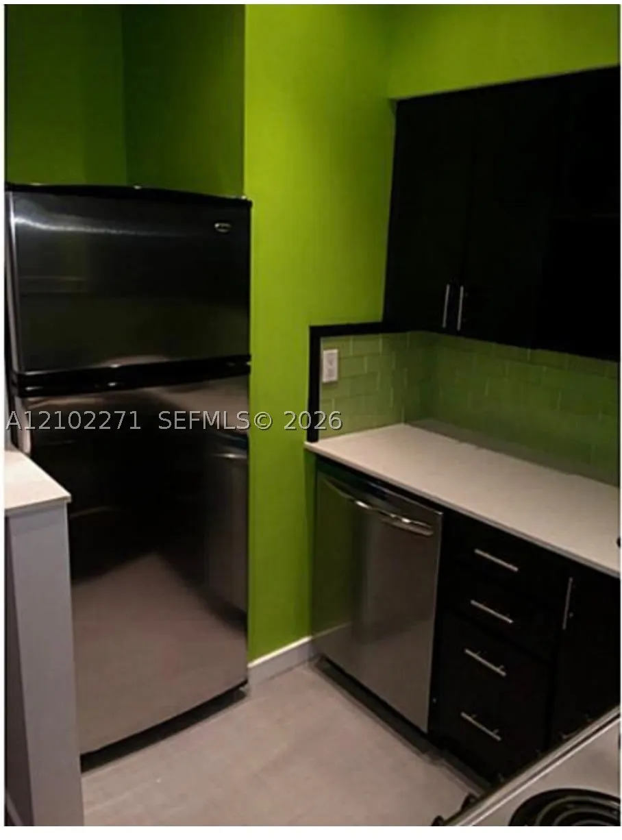 1218 Drexel Ave #103