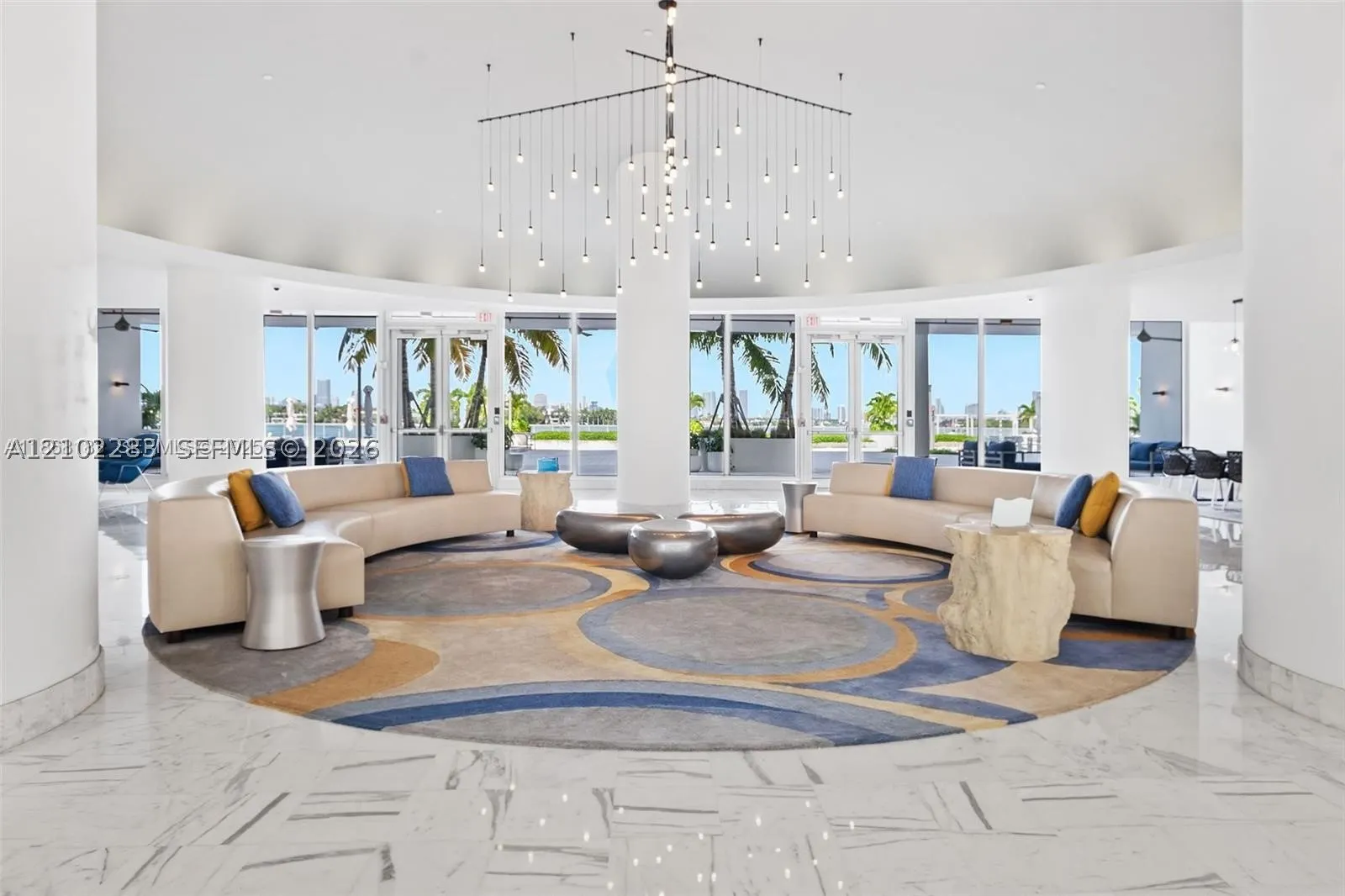 1000 West Avenue #531