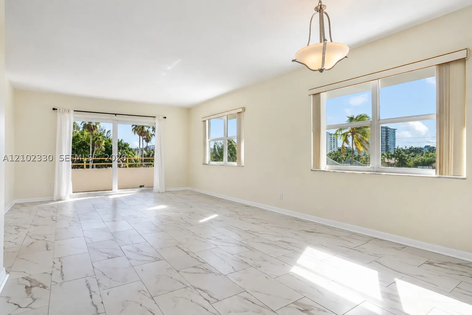 1630 N Ocean Blvd #215