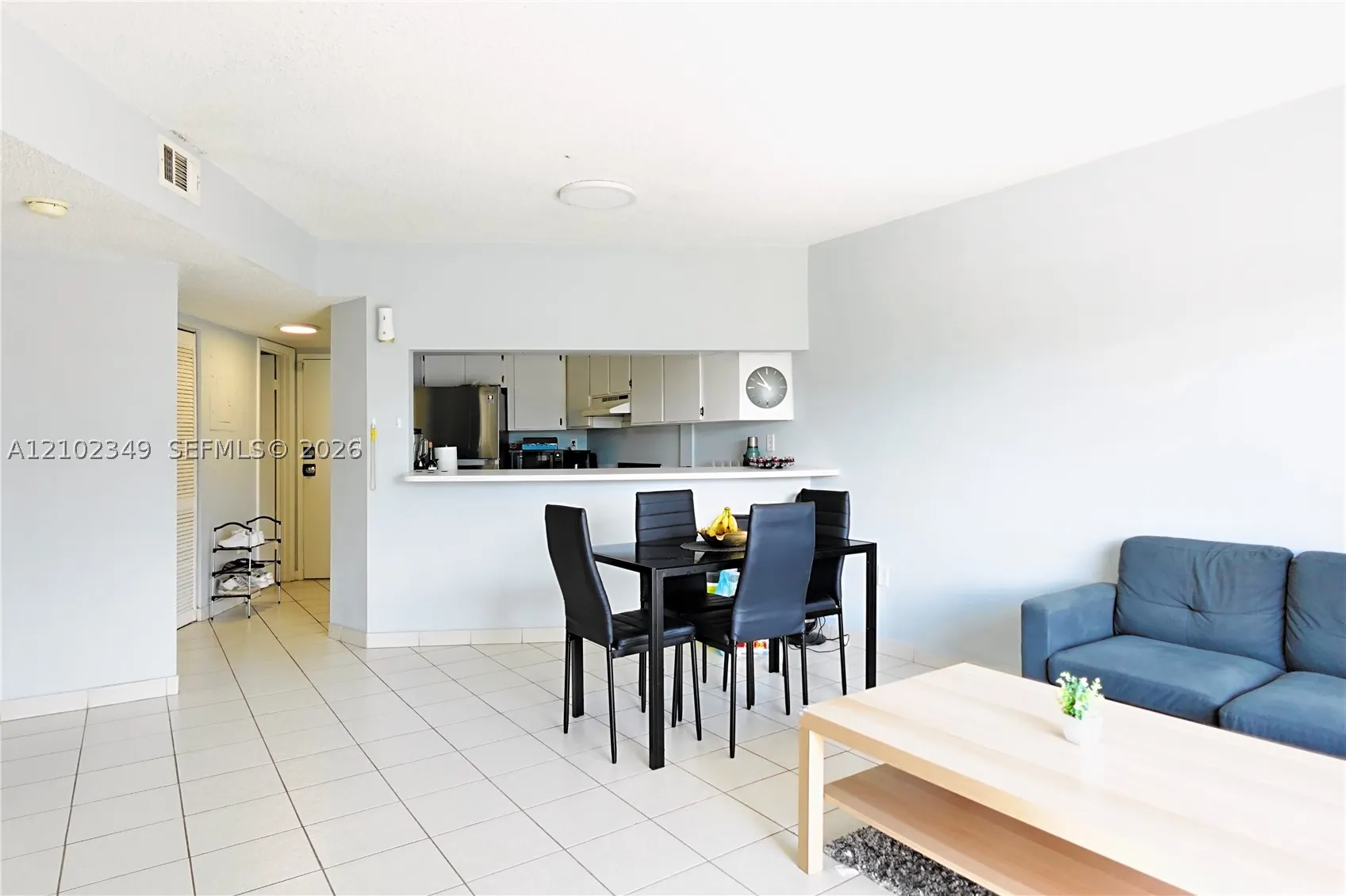 2600 Collins Ave #308