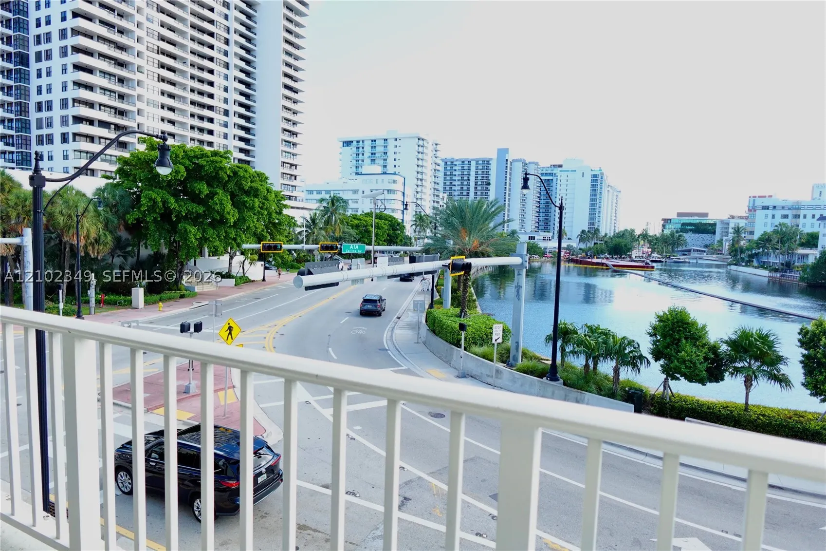 2600 Collins Ave #308