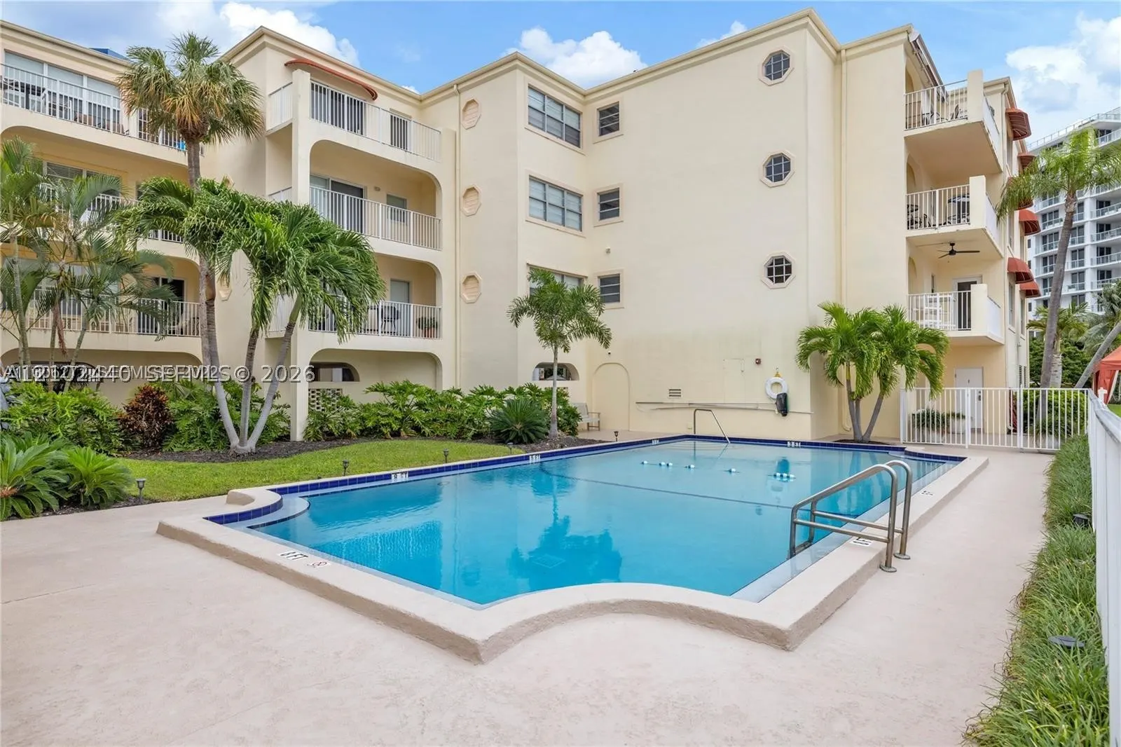 341 N Birch Rd #209