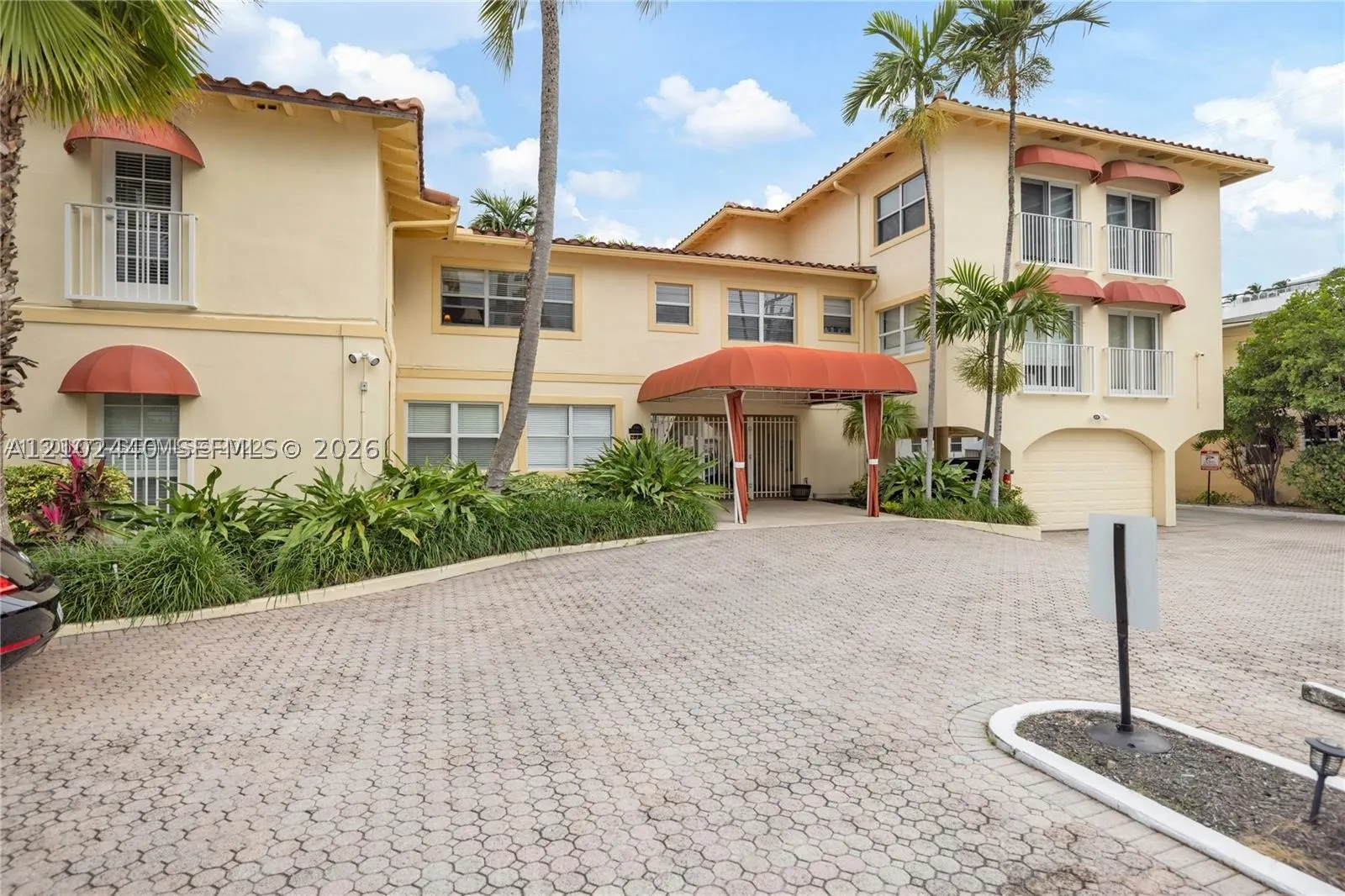 341 N Birch Rd #209