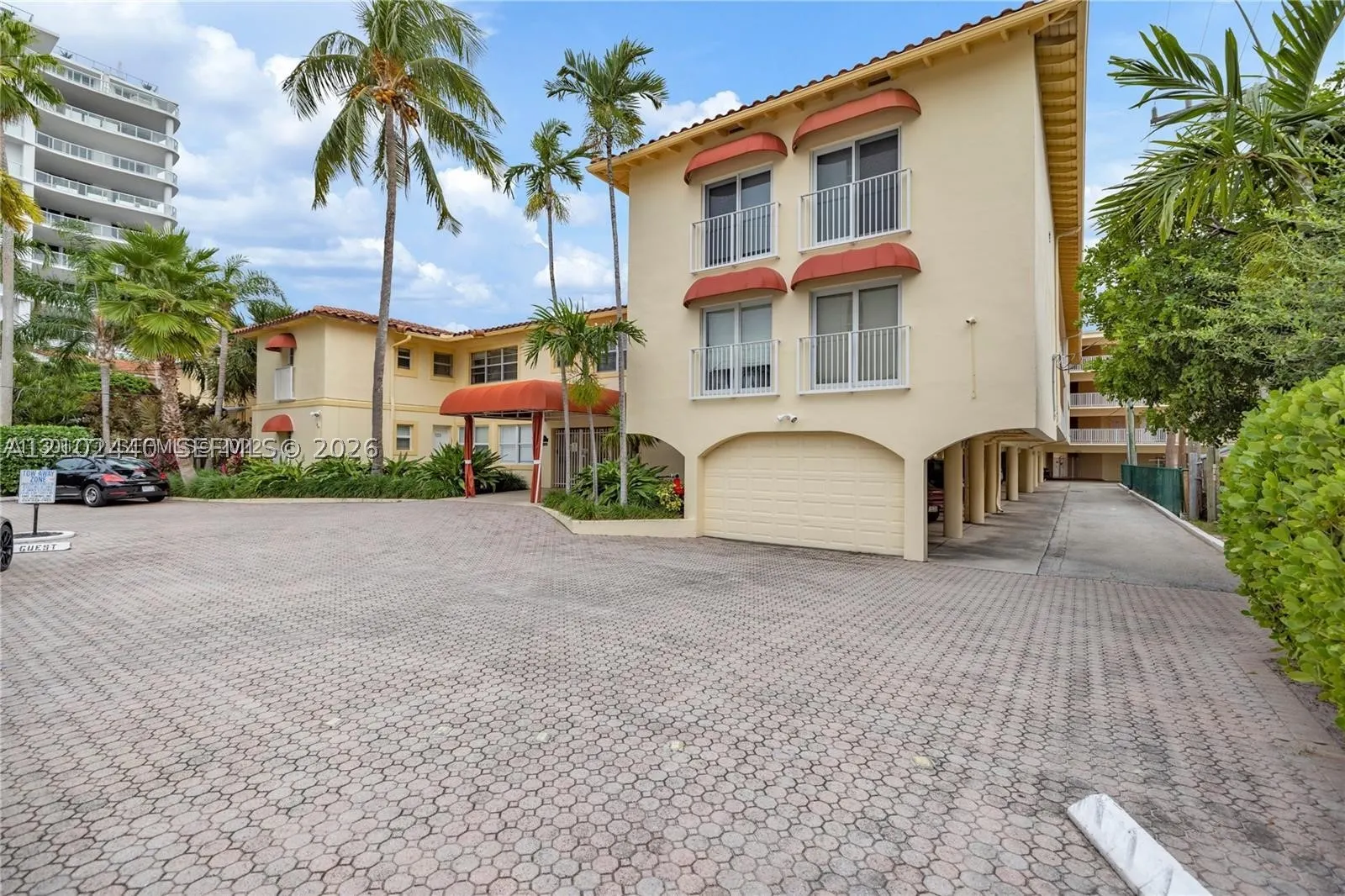 341 N Birch Rd #209