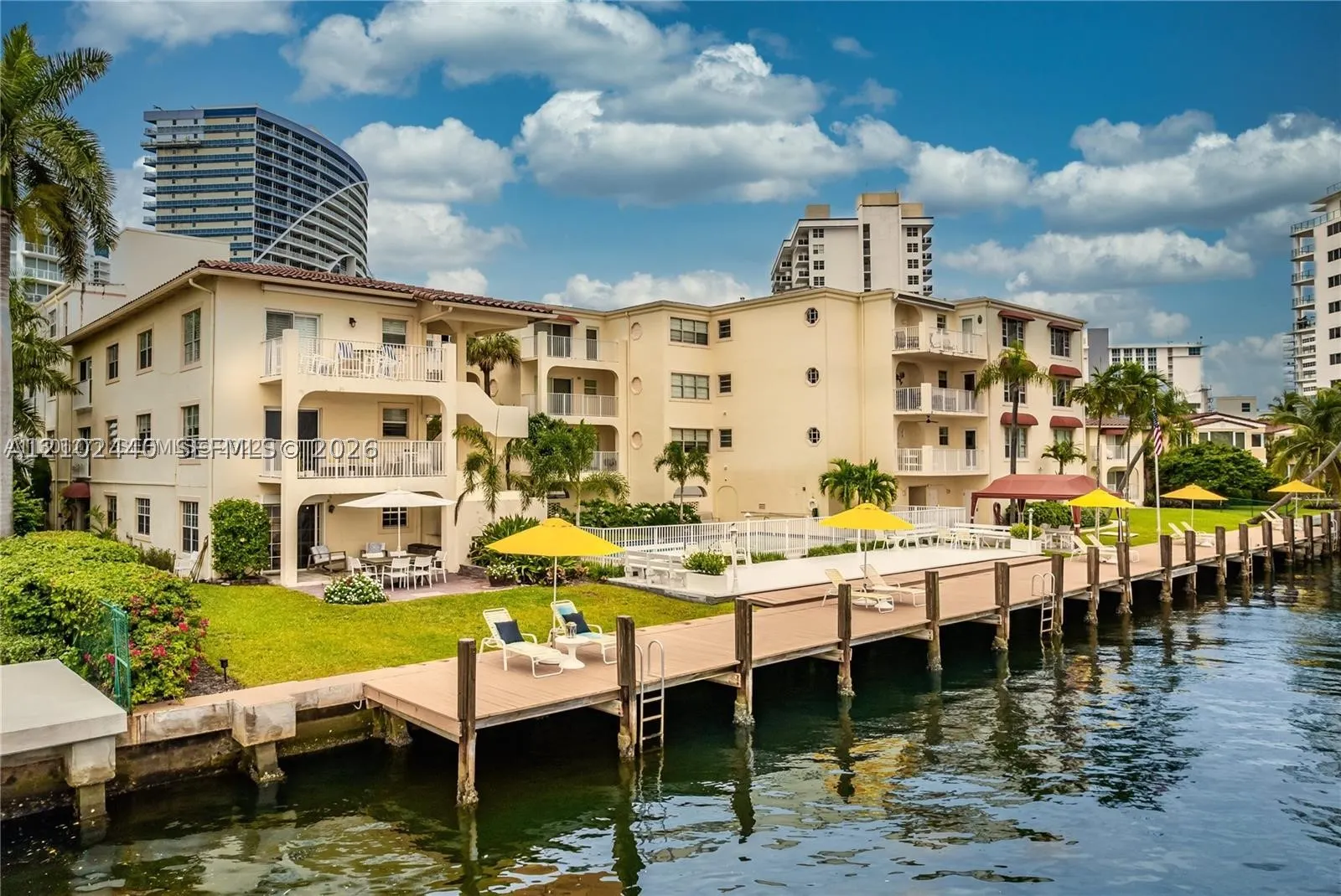 341 N Birch Rd #209