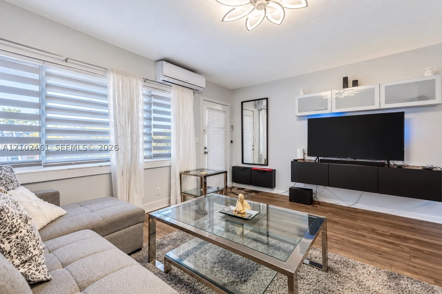 901 SW 11 Ave #17H