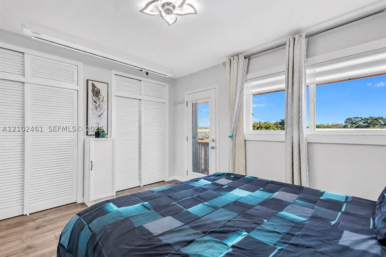 901 SW 11 Ave #17H