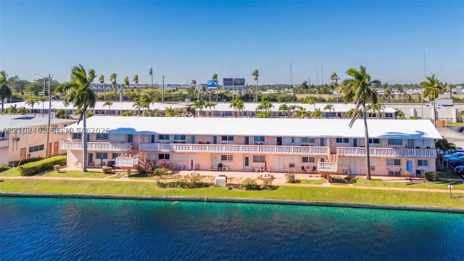 901 SW 11 Ave #17H