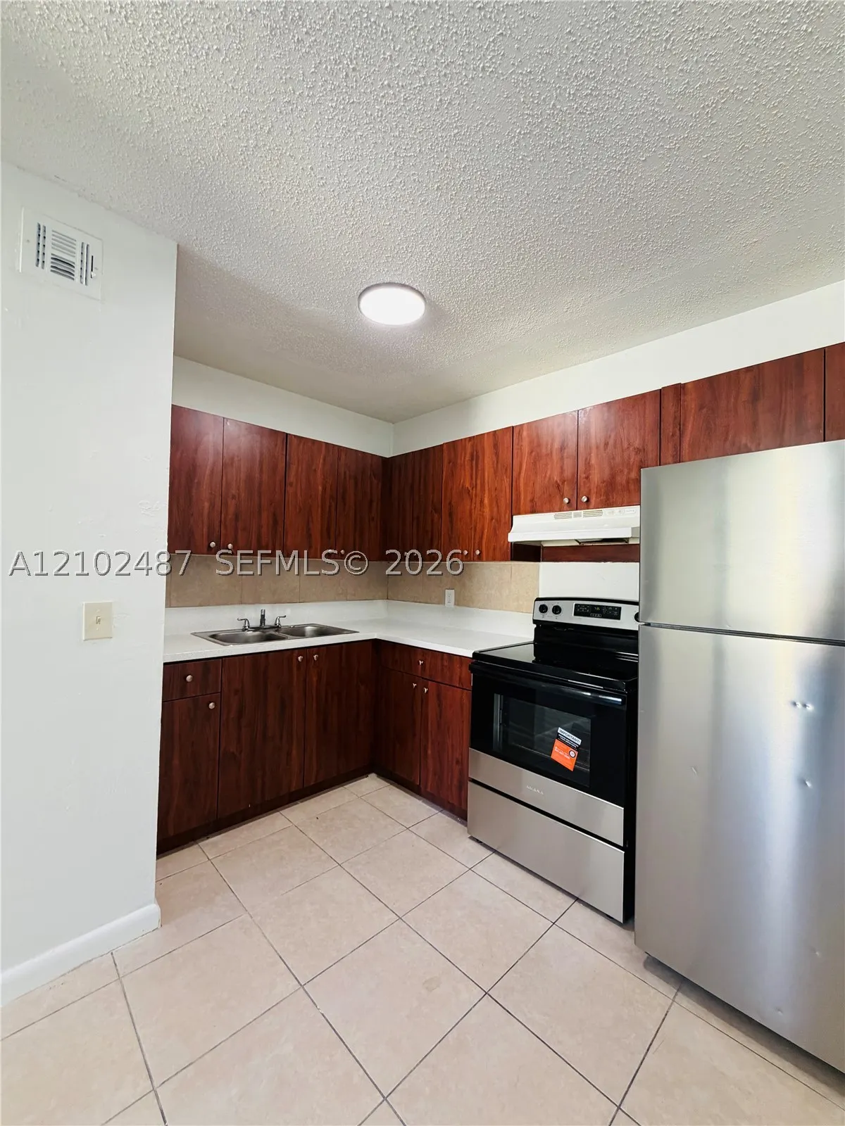 601 NW 42ND CT #204