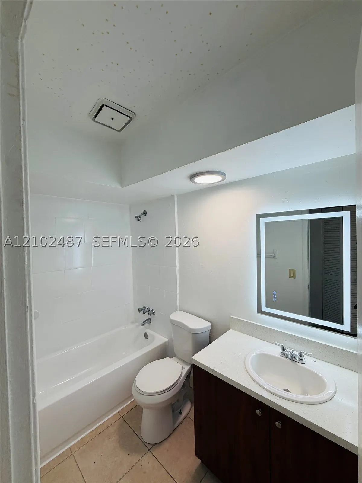601 NW 42ND CT #204