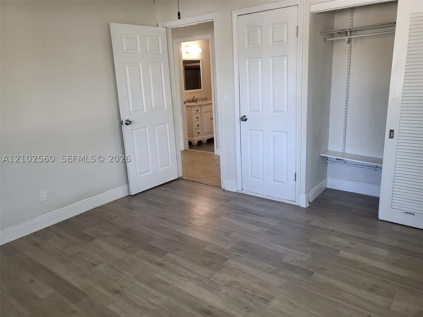 3700 NE 13th Ter