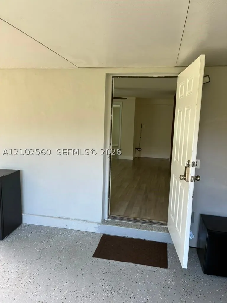 3700 NE 13th Ter