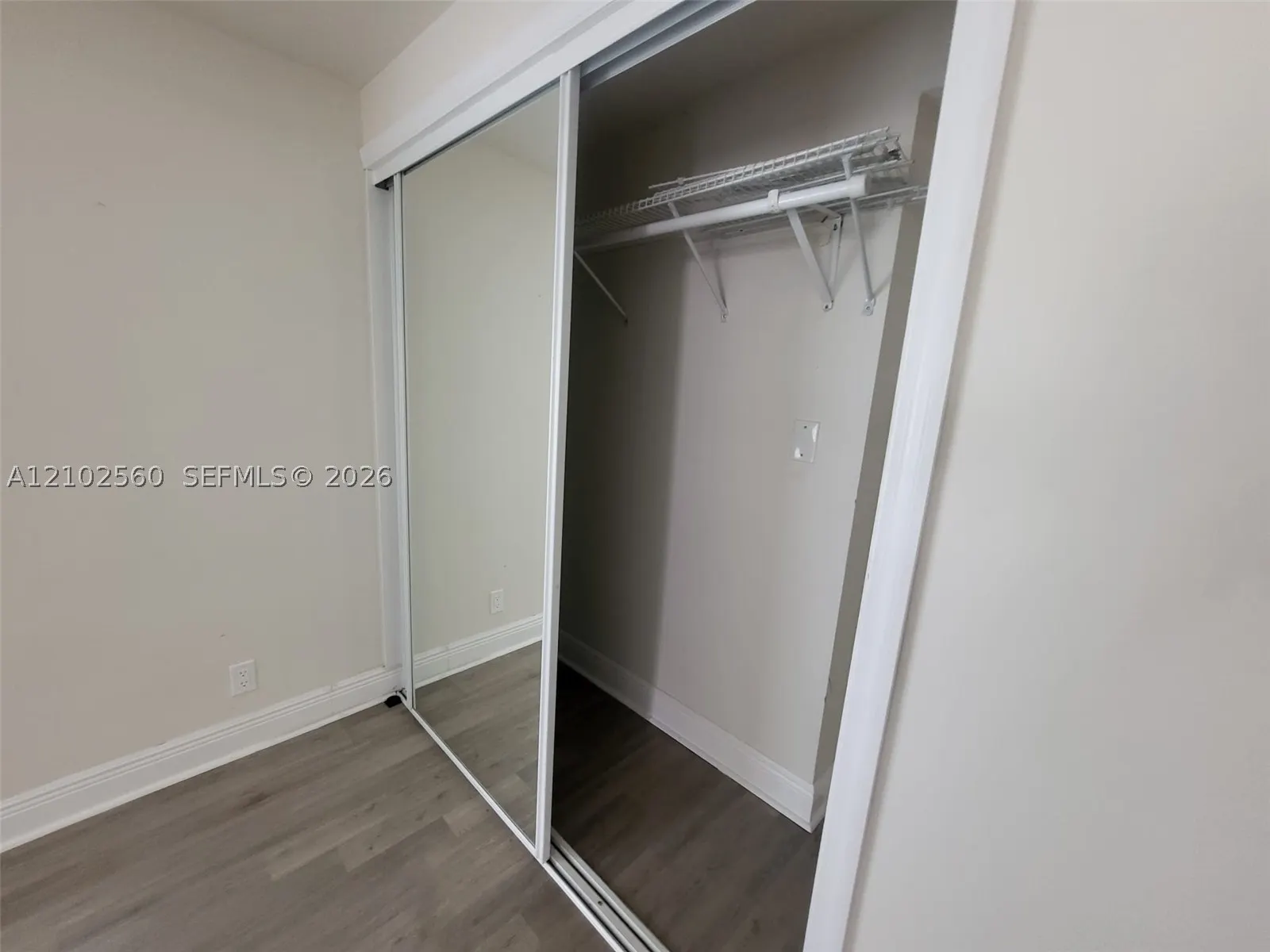 3700 NE 13th Ter