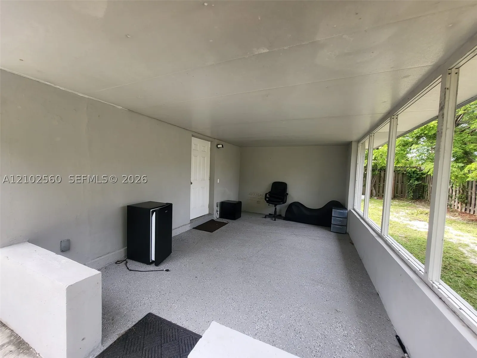 3700 NE 13th Ter