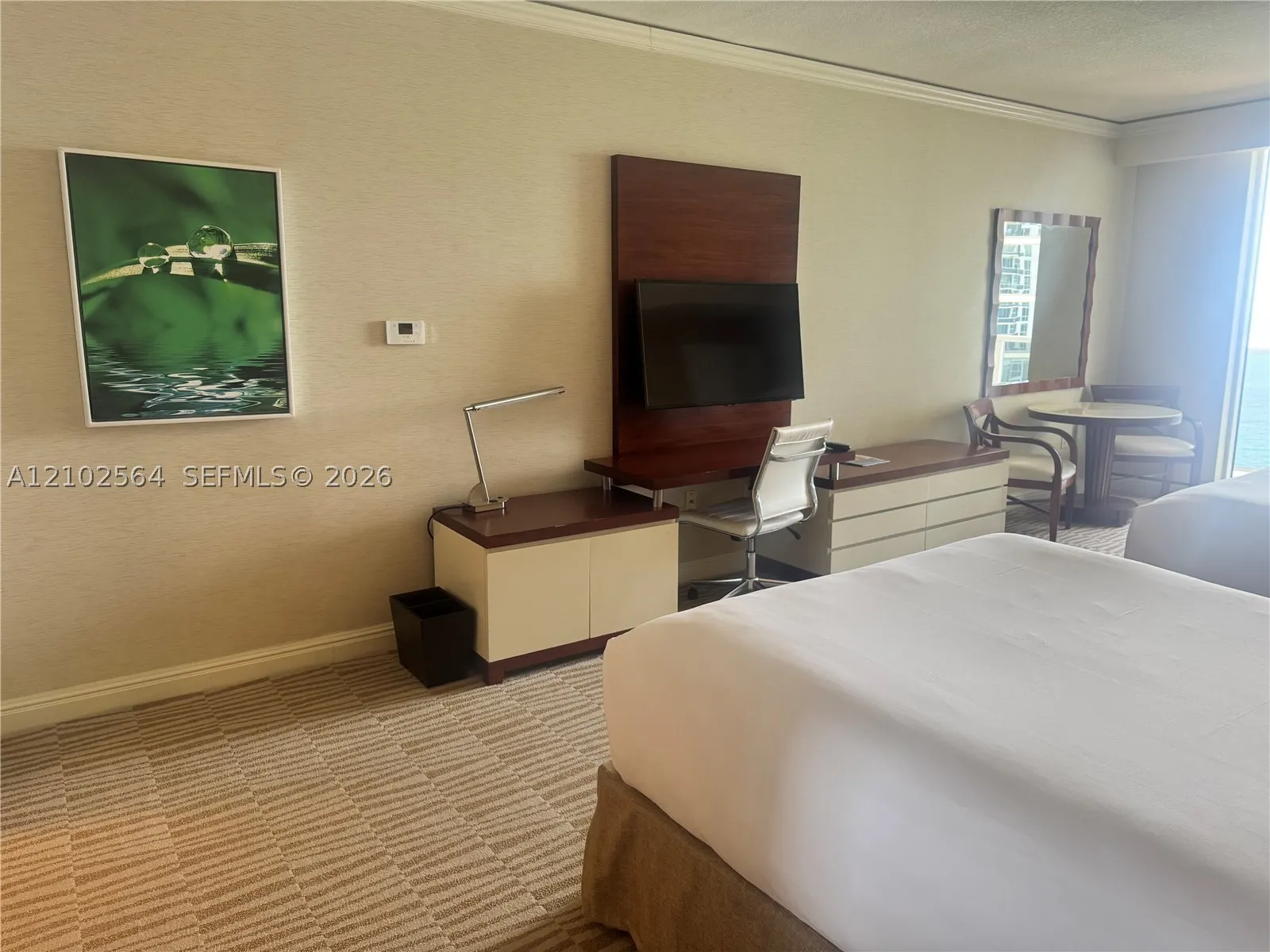 18001 Collins Ave #808