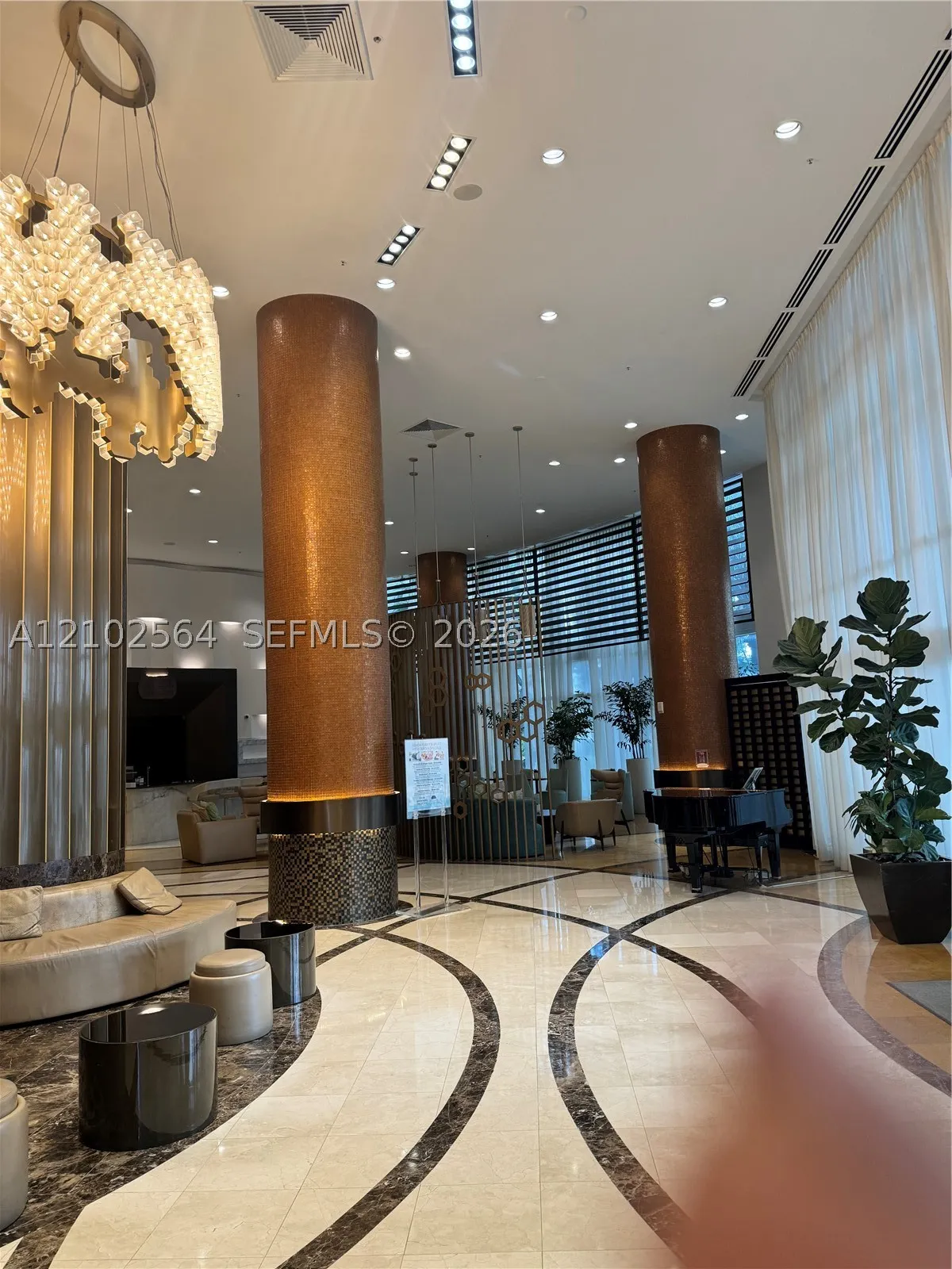 18001 Collins Ave #808