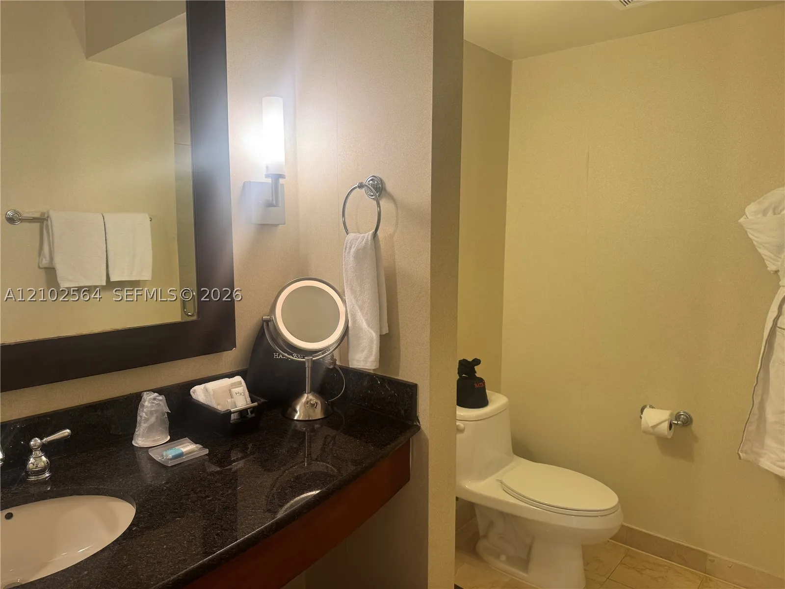 18001 Collins Ave #808