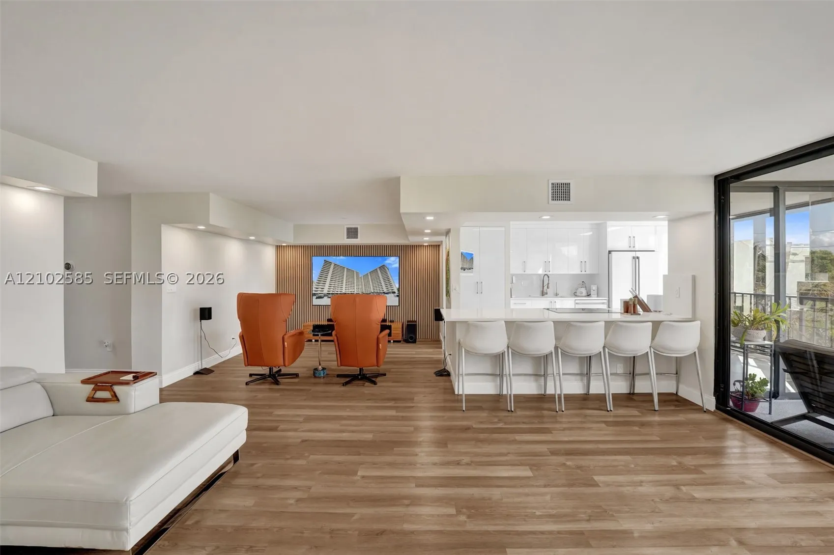 1901 N Ocean Blvd #3B