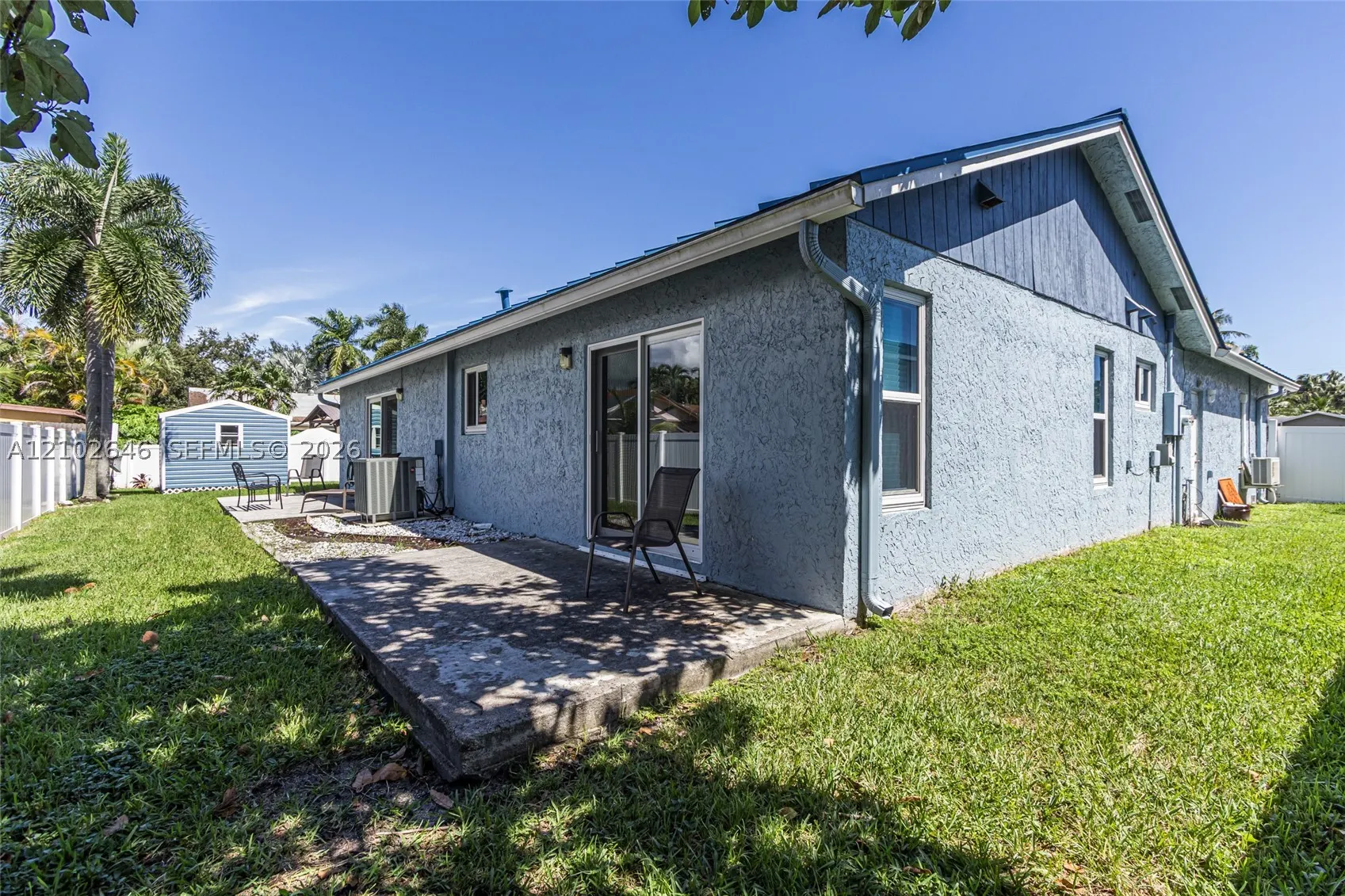 4539 SW 28th Way