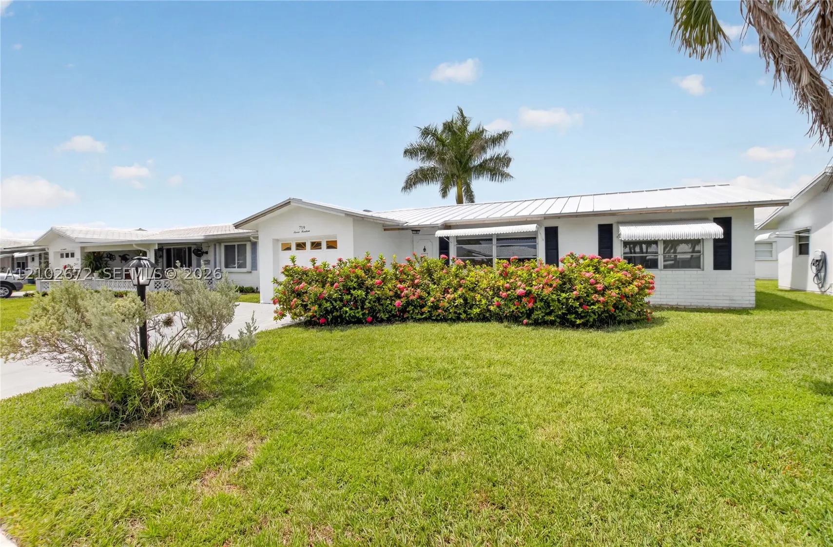 719 SW 18th St