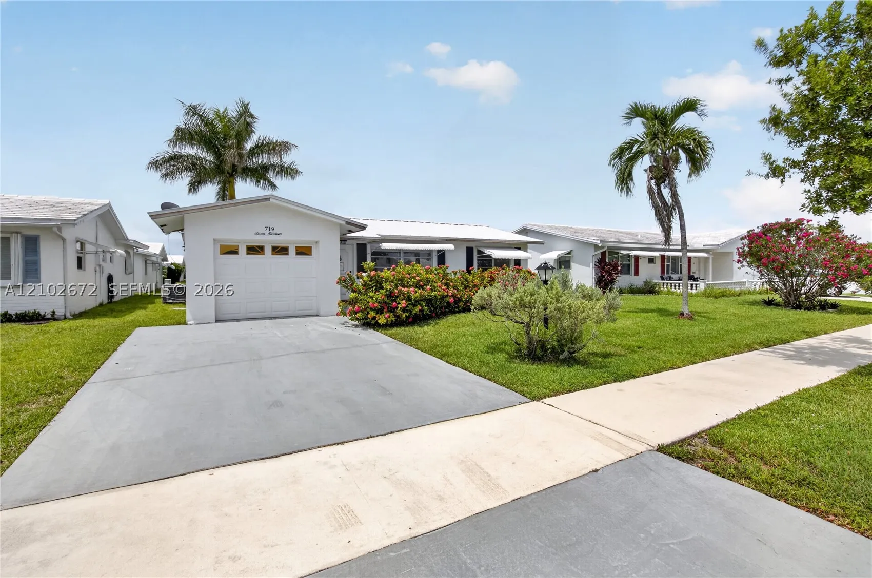 719 SW 18th St