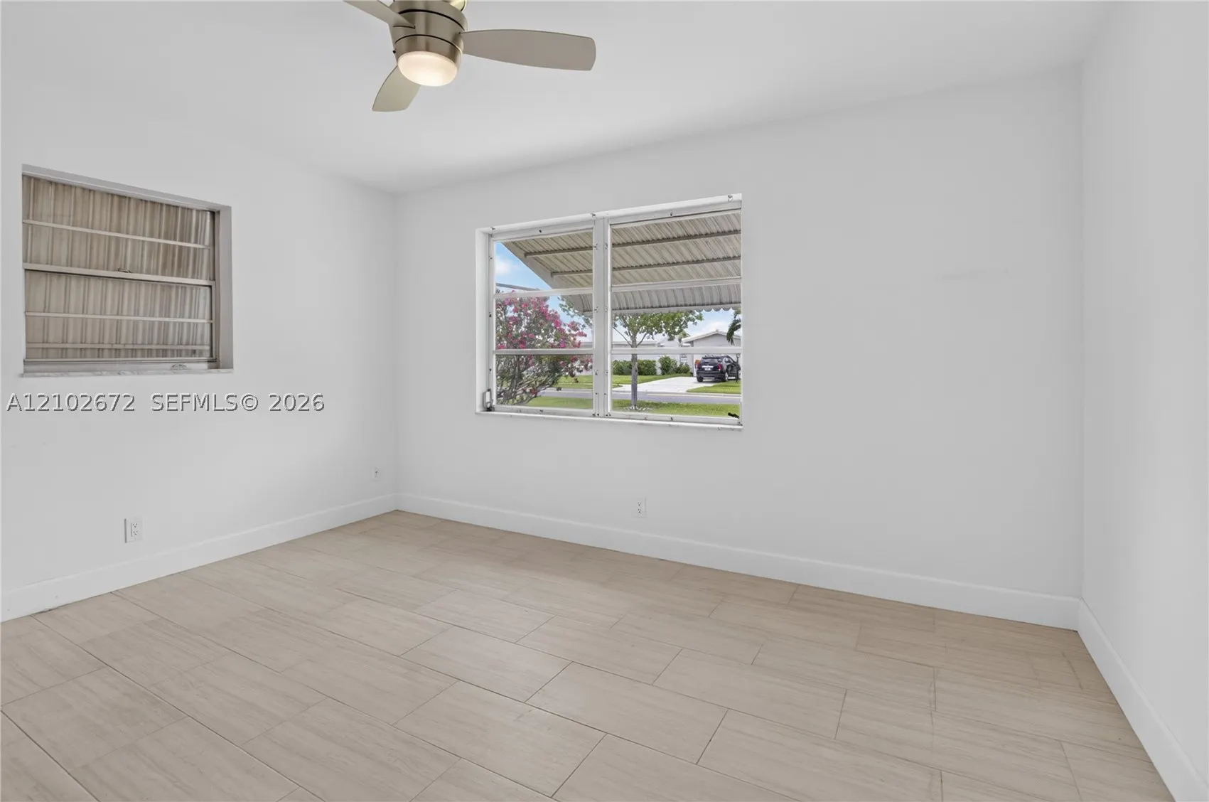 719 SW 18th St