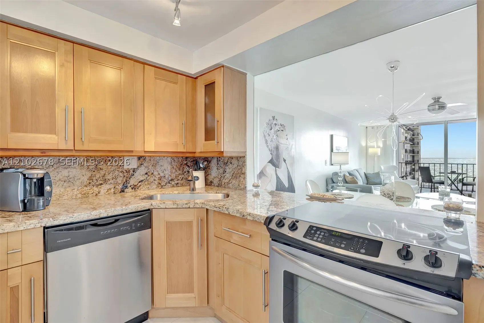 1400 S Ocean Dr #1001