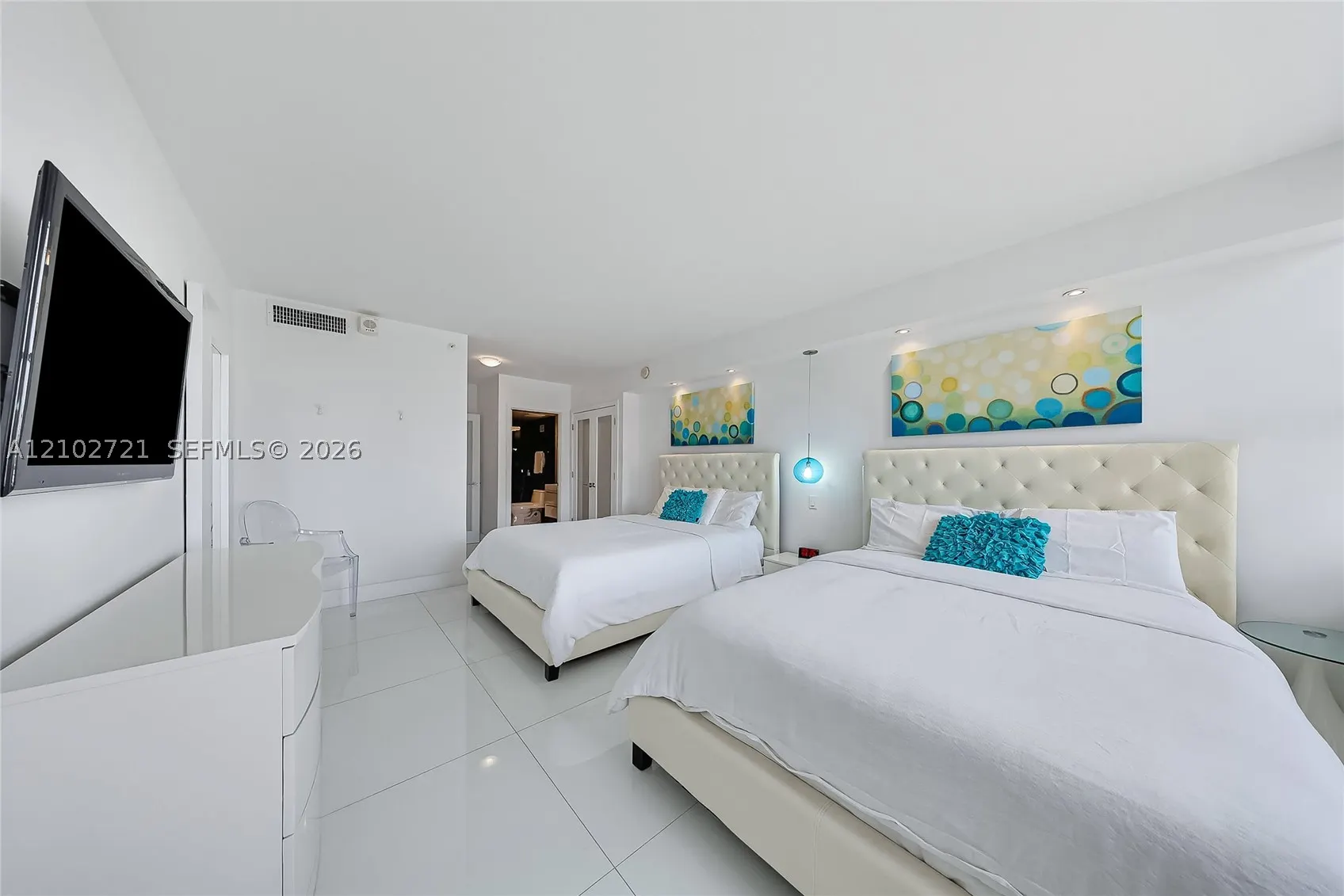 100 Lincoln Rd #1008