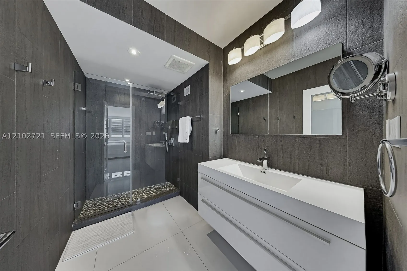 100 Lincoln Rd #1008