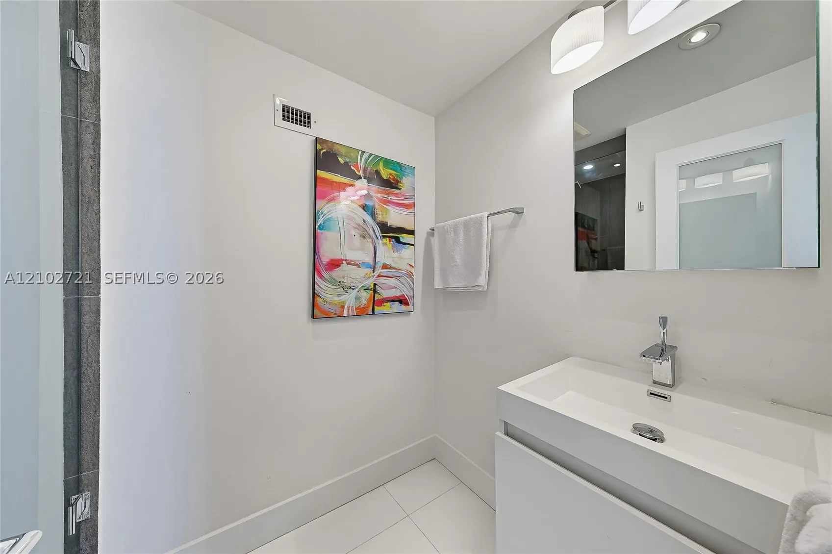 100 Lincoln Rd #1008
