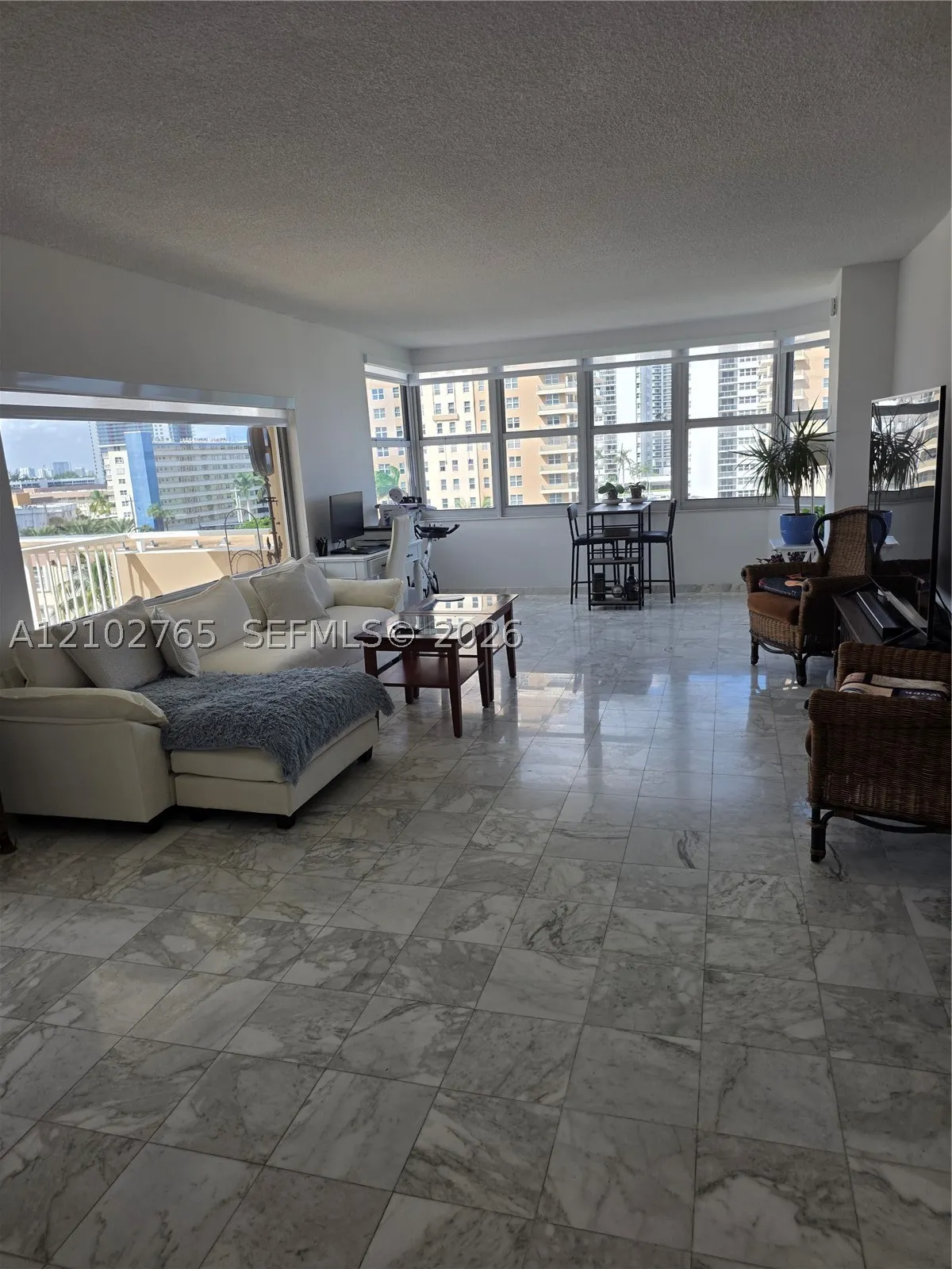 1950 S Ocean Dr #5F