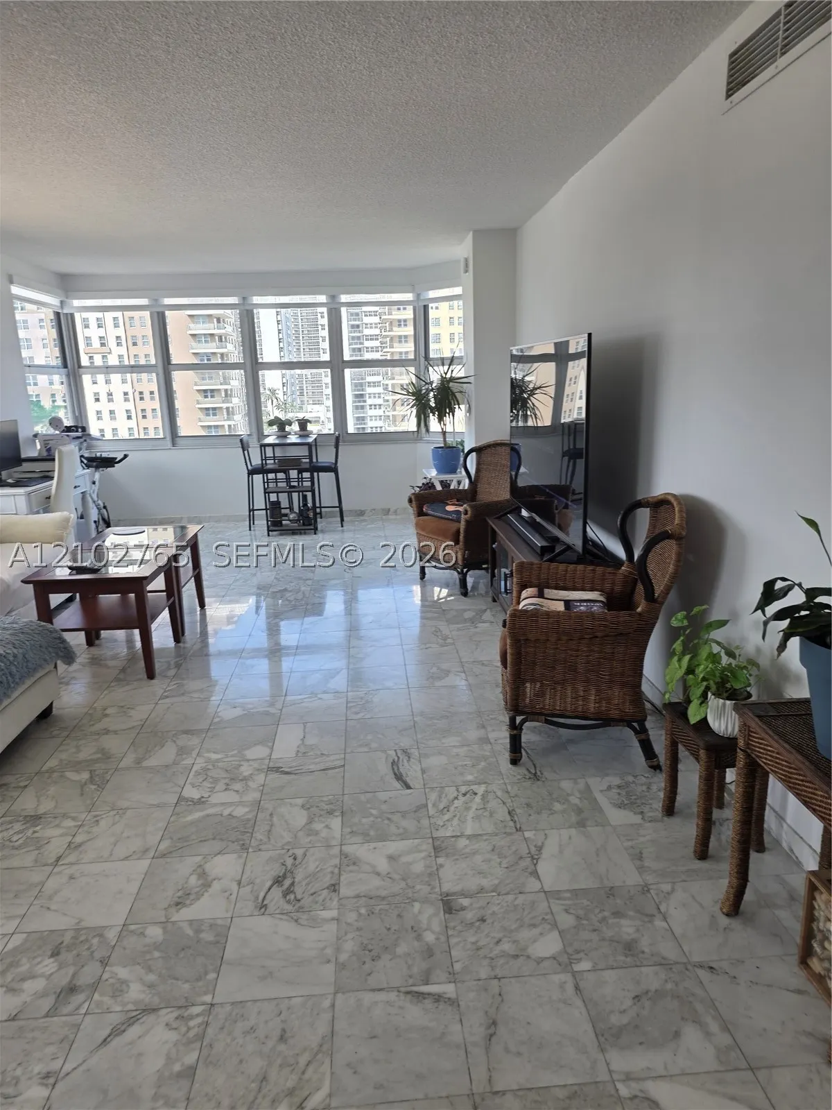 1950 S Ocean Dr #5F