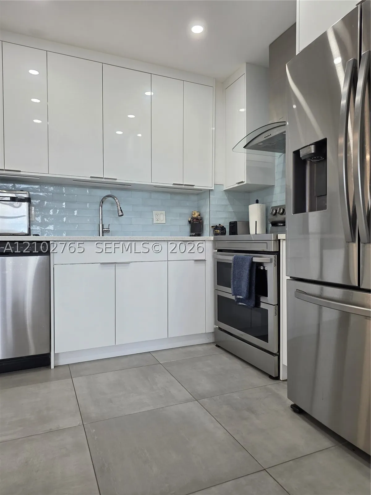 1950 S Ocean Dr #5F