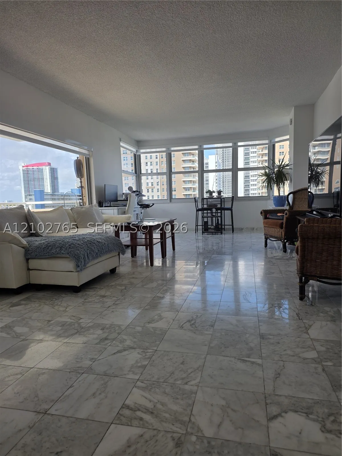 1950 S Ocean Dr #5F