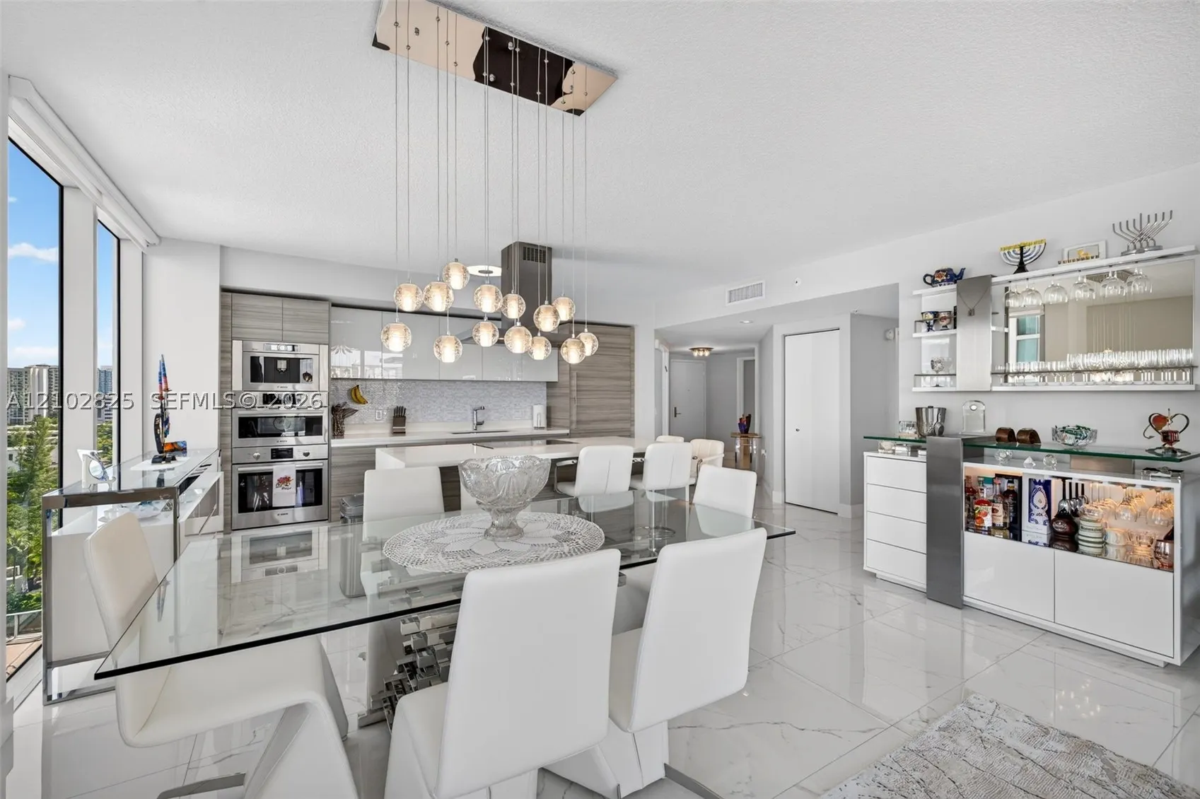 330 Sunny Isles Blvd #5-807