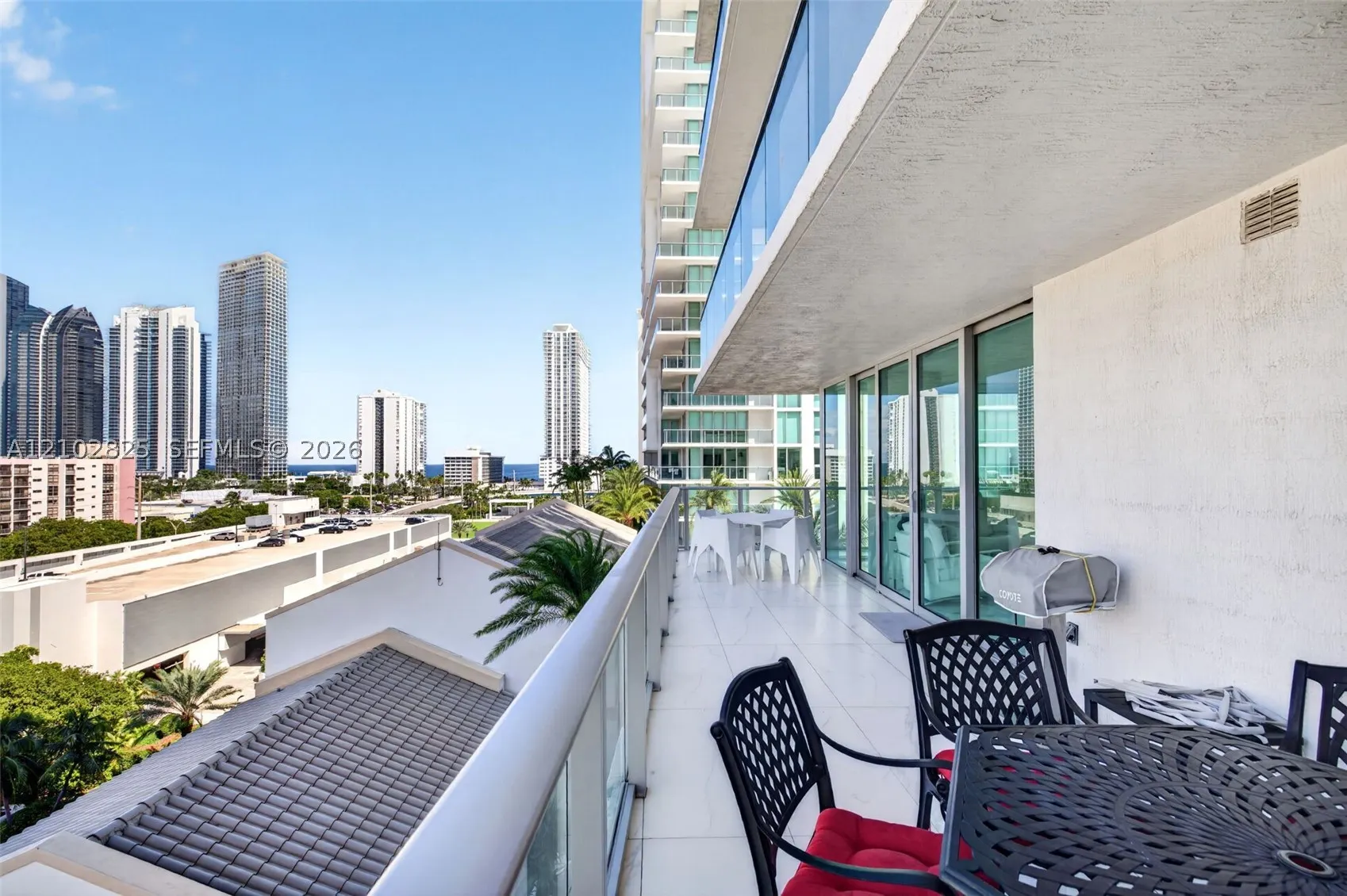 330 Sunny Isles Blvd #5-807