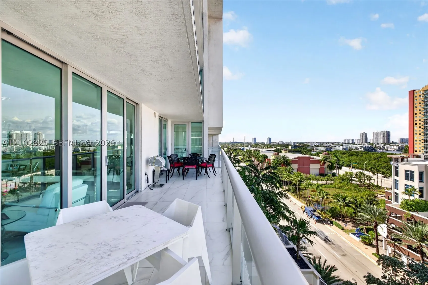 330 Sunny Isles Blvd #5-807