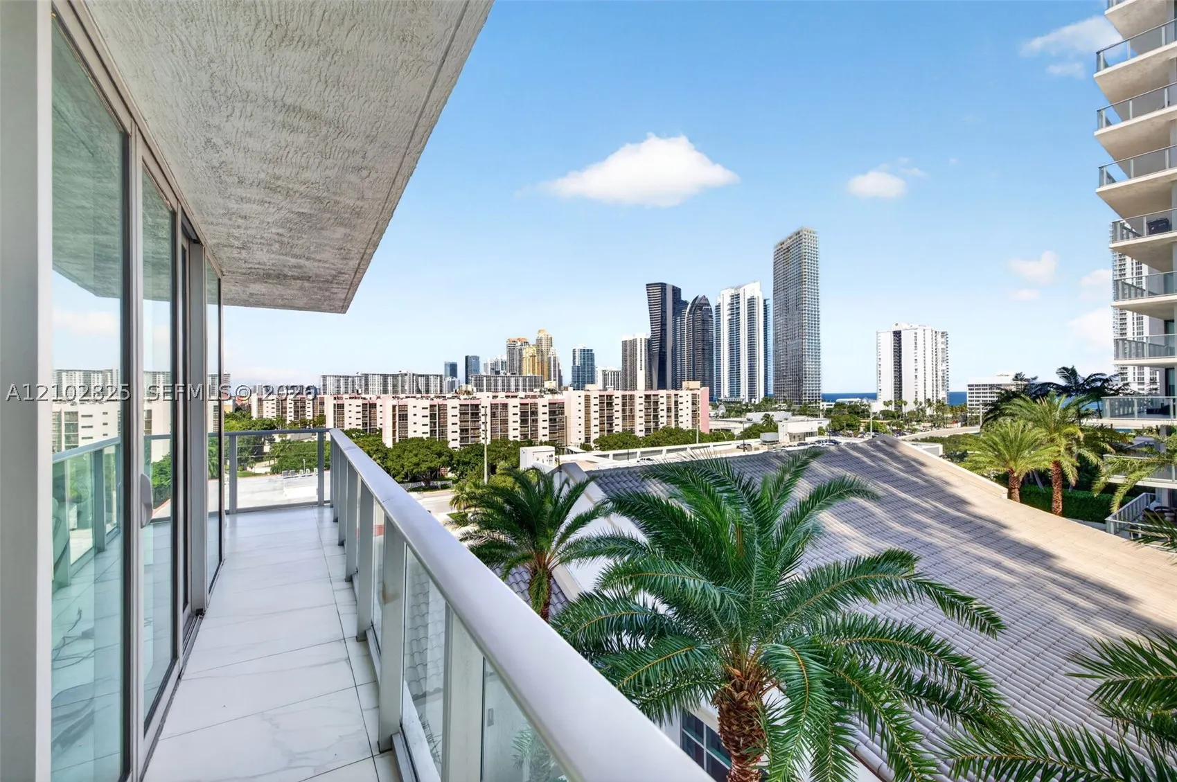 330 Sunny Isles Blvd #5-807