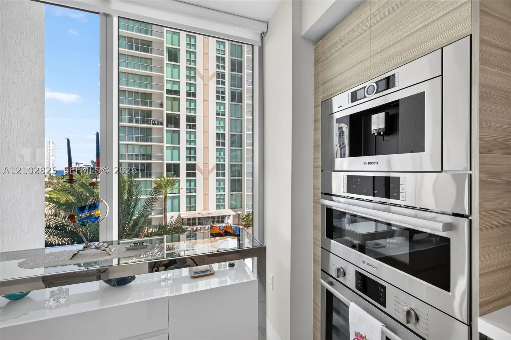 330 Sunny Isles Blvd #5-807
