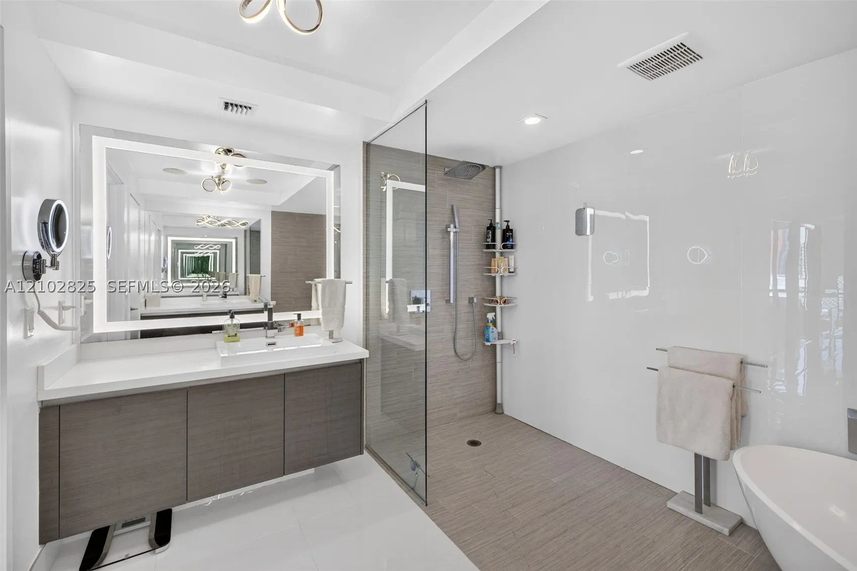 330 Sunny Isles Blvd #5-807