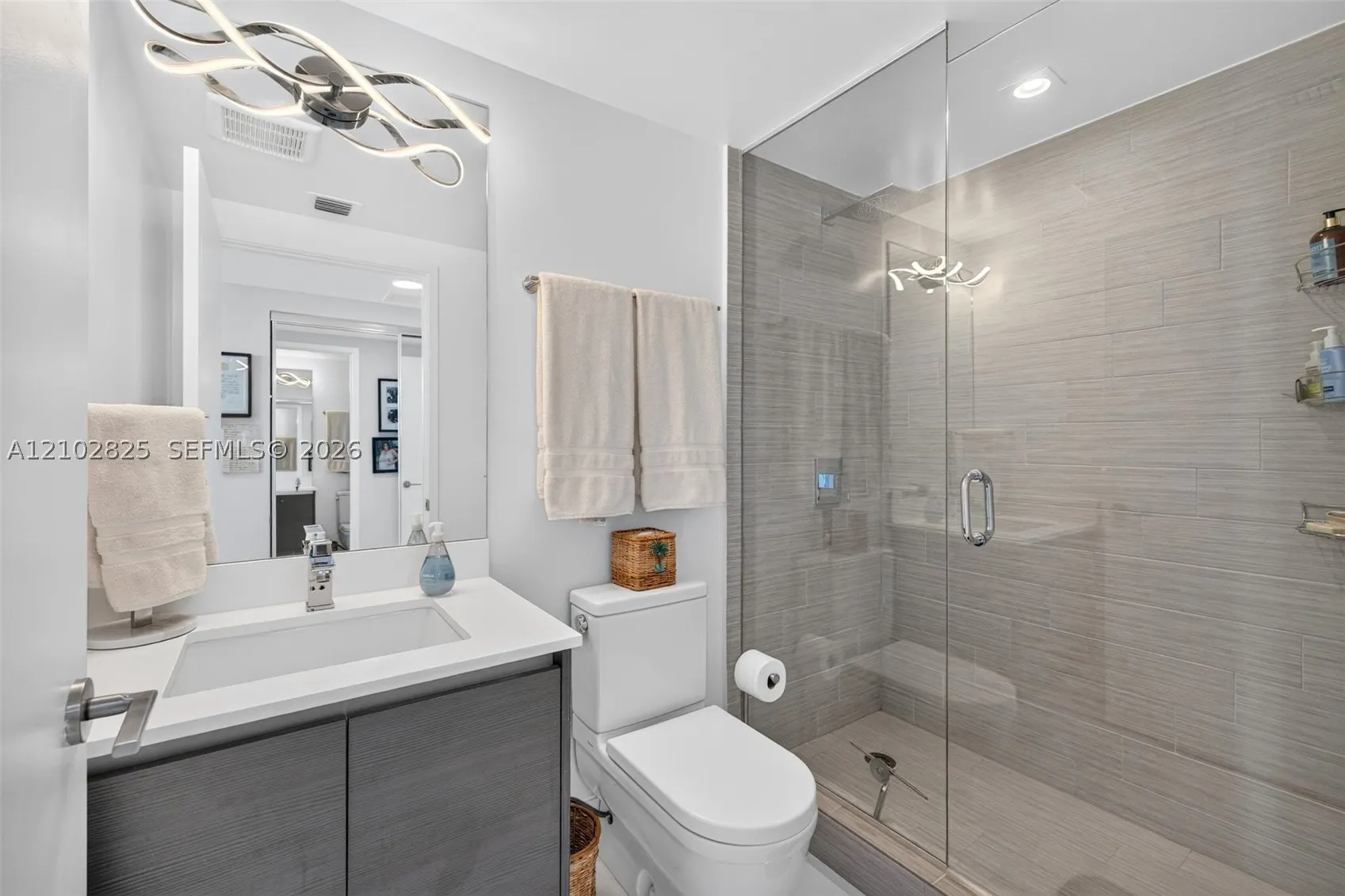 330 Sunny Isles Blvd #5-807