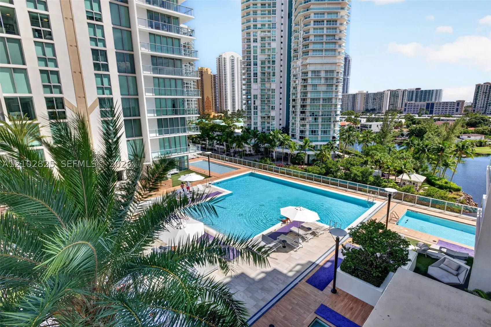 330 Sunny Isles Blvd #5-807