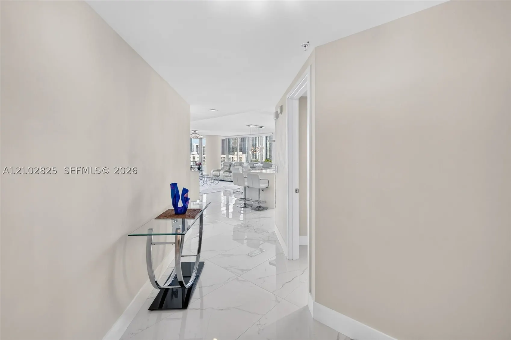 330 Sunny Isles Blvd #5-807