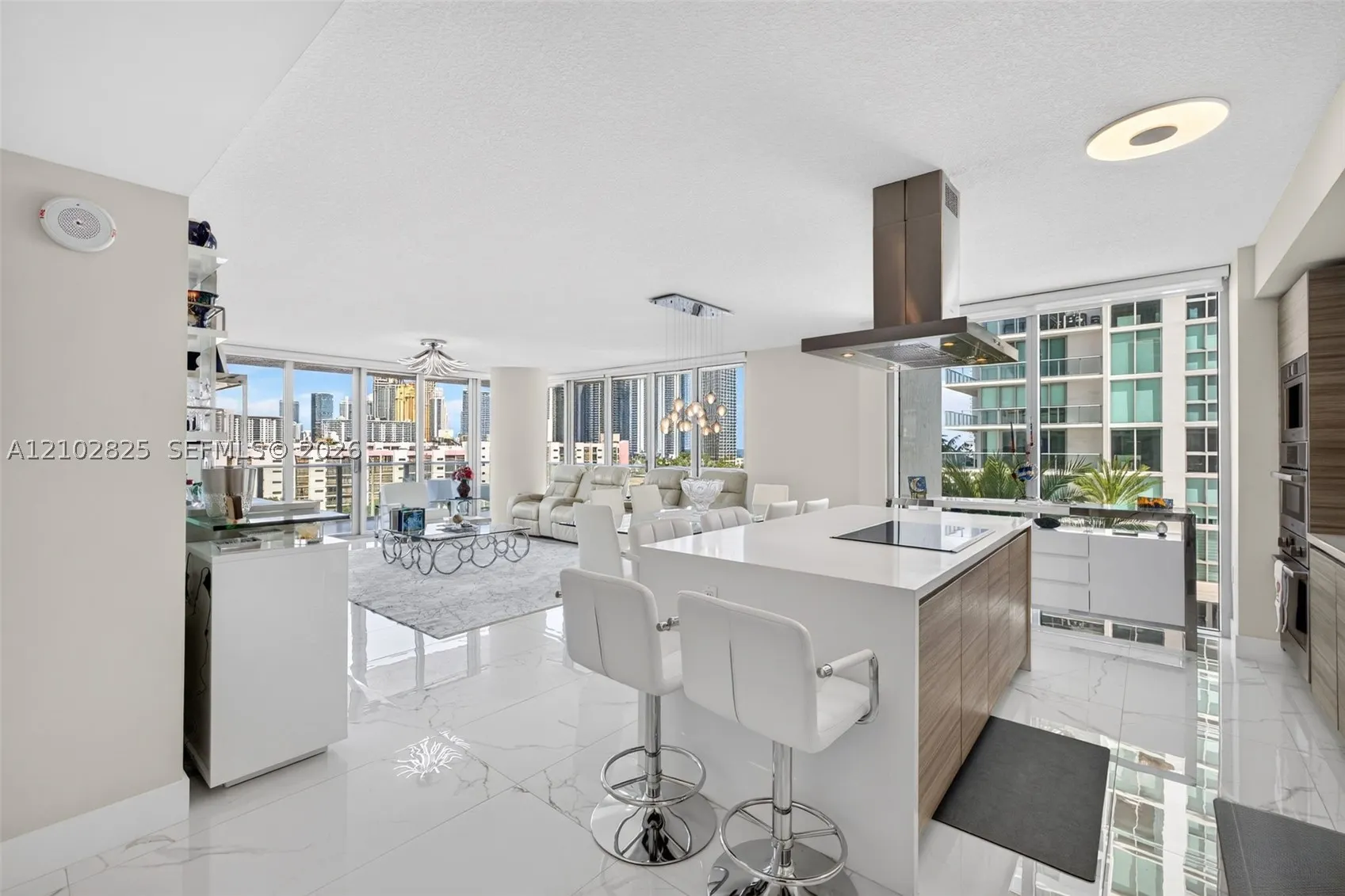 330 Sunny Isles Blvd #5-807
